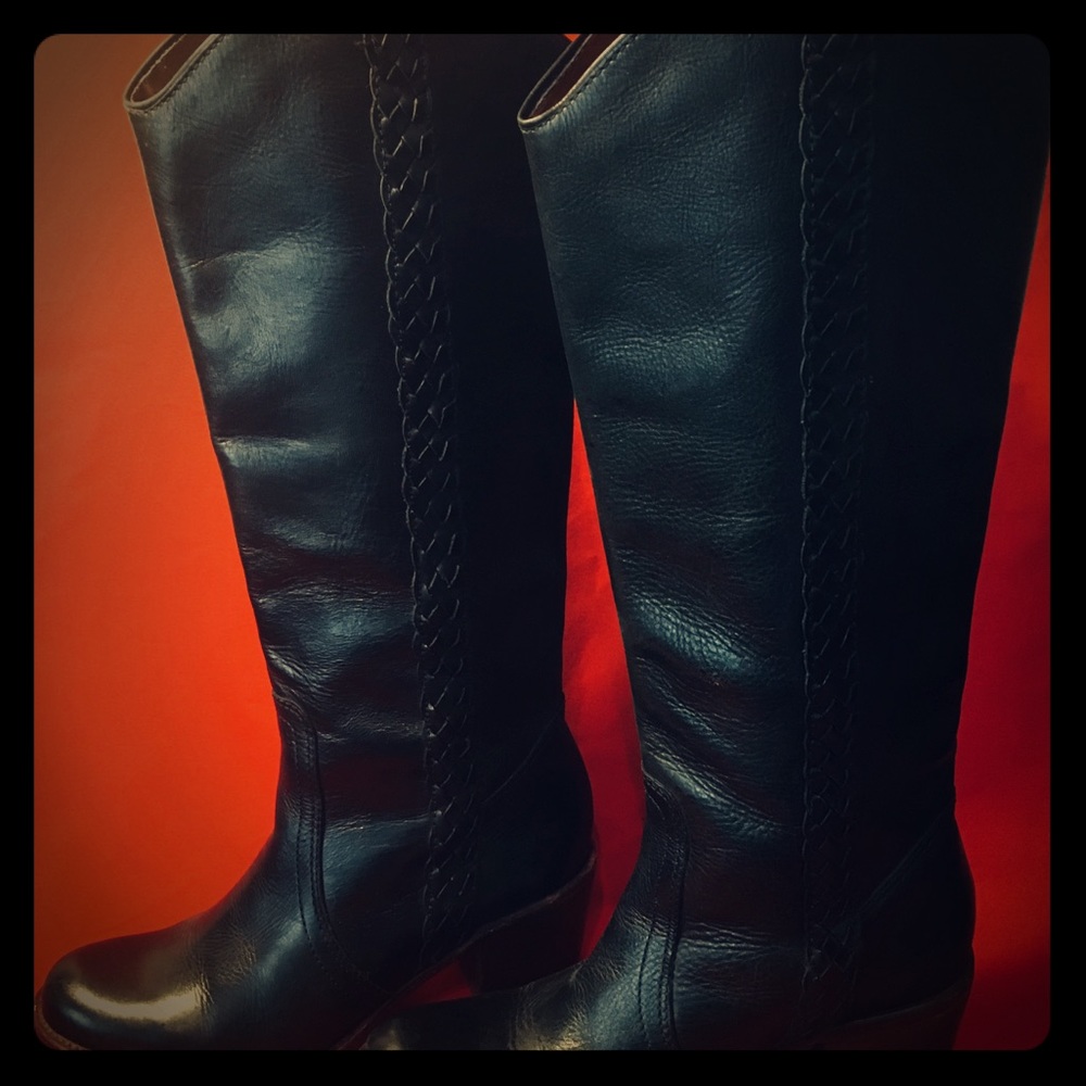 STEVE MADDEN Hypper Black Braided Seam Boots